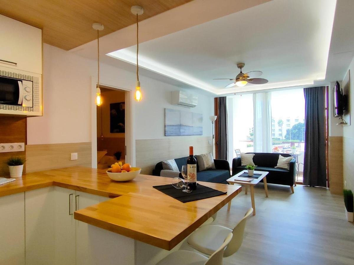 Stylish Friendly Holiday Home Плая дел Инглес Екстериор снимка